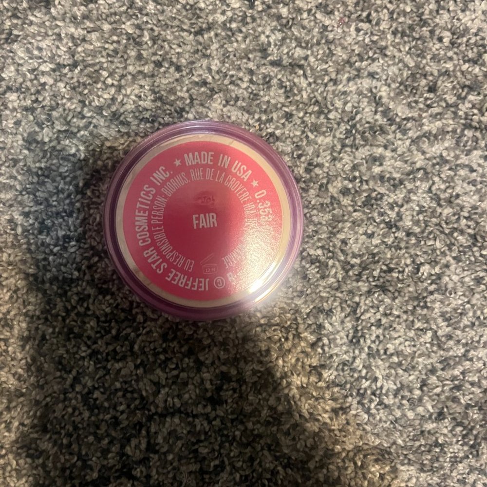 Jeffree Star Cosmetics Magic Powder in shade Light - Picture 2 of 2